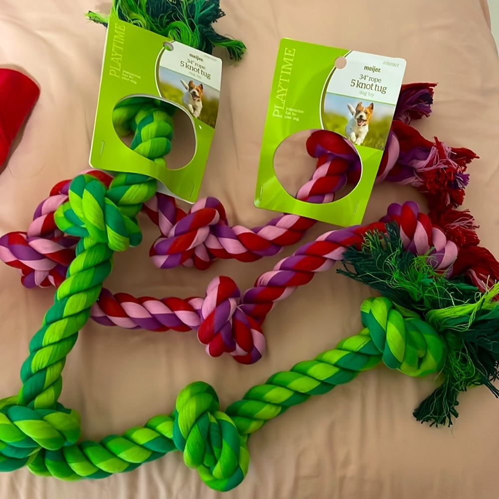 2 knot tug for dogs